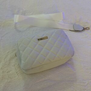 SHEIN White Quilted Crossbody Bag